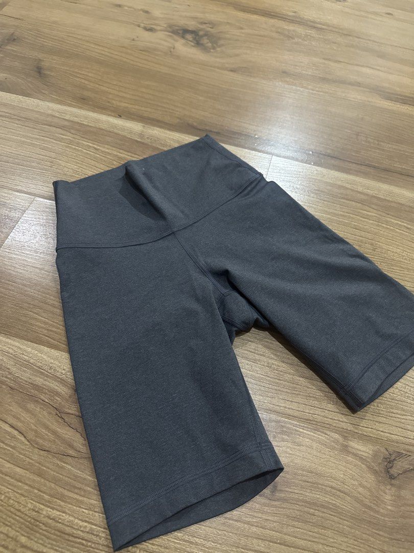 Everlane Biker Shorts - Dark Grey (Category: Shorts) located in Quezon City. Submitted by katrinainin (Listing ID 1444428462, Image 3). Description: - Dark grey Everlane biker shorts - High-waisted fit - Comfortable for workouts or casual wear - Made from soft, stretchy material - Versatile wardrobe basic, easy to pair with any top.
