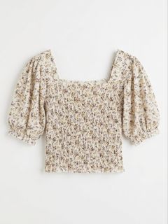(Category: ) located in . Submitted by sofiascloset_ (Listing ID 1444363635, Image 1). Description: .