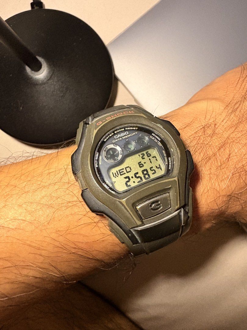 FOR SALE: Vintage Casio G-Shock DW-8600 Data Memory (Module 1298) (Category: Men's Watches) located in Las Pinas. Submitted by travpm (Listing ID 1444362137, Image 3). Description: FOR SALE: Vintage Casio G-Shock DW-8600 Data Memory (Module 1298) ₱2999 A piece of 1990s G-Shock history. This is the Casio G-Shock DW-8600 Data Memory, a lesser-seen vintage model from the era when G-Shocks were built purely as tough tools rather than fashion accessor