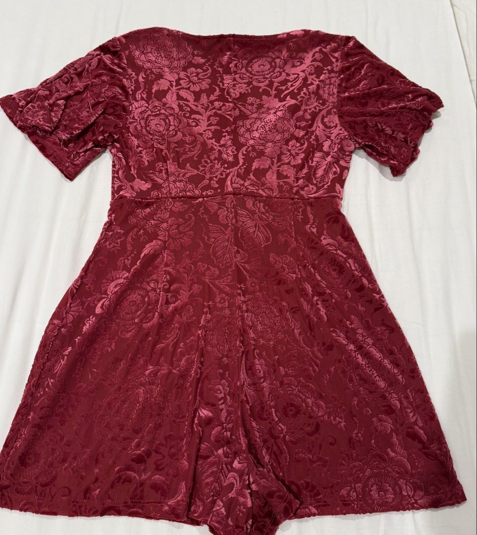 Forever 21 Velvet Burgundy Romper (Category: Rompers) located in San Juan City. Submitted by eunicezcloset (Listing ID 1444459782, Image 2). Description: - wore only once for a halloween party - has built in shorts - rfs: not my style anymore .