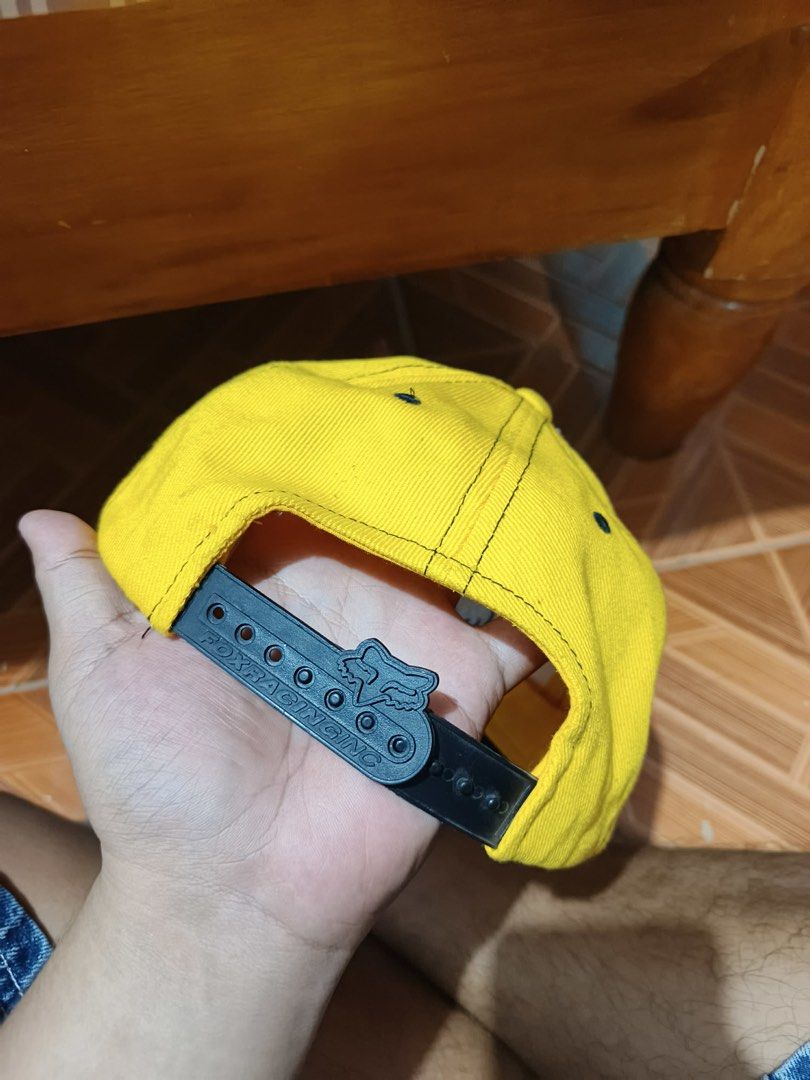 FOX RACING VINTAGE SNAPBACK CAP (Category: Caps & Hats) located in Alaminos. Submitted by thriftings625 (Listing ID 1444433951, Image 3). Description: No issue Color rate: 9.5/10 Adjustable snapback CONDITION: SUPER LIKE NEW No stains, No holes, No fading.