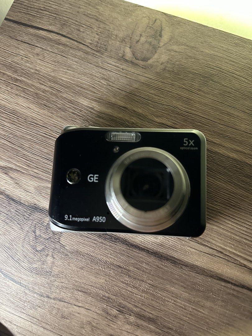 GE A950 Camera (Category: Cameras) located in Manila. Submitted by pp_doesit (Listing ID 1444447207, Image 1). Description: No issues All working Cavite Area.