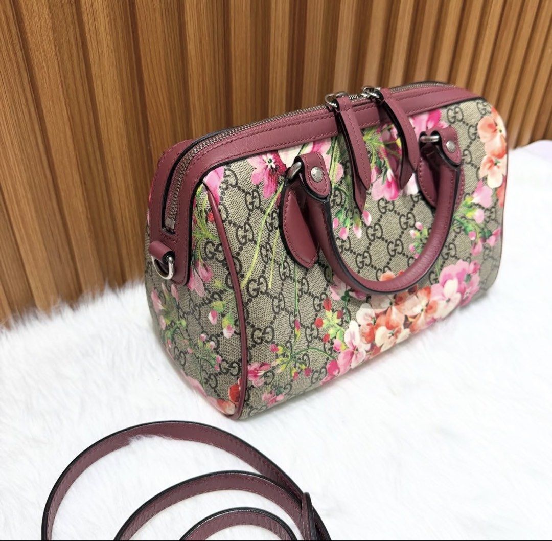 GG Boston Supreme Blooms Top Handle (Category: Luxury Bags & Wallets) located in Manila. Submitted by ktjvr (Listing ID 1444429500, Image 2). Description: With dustbag and long strap 8/10 condition .