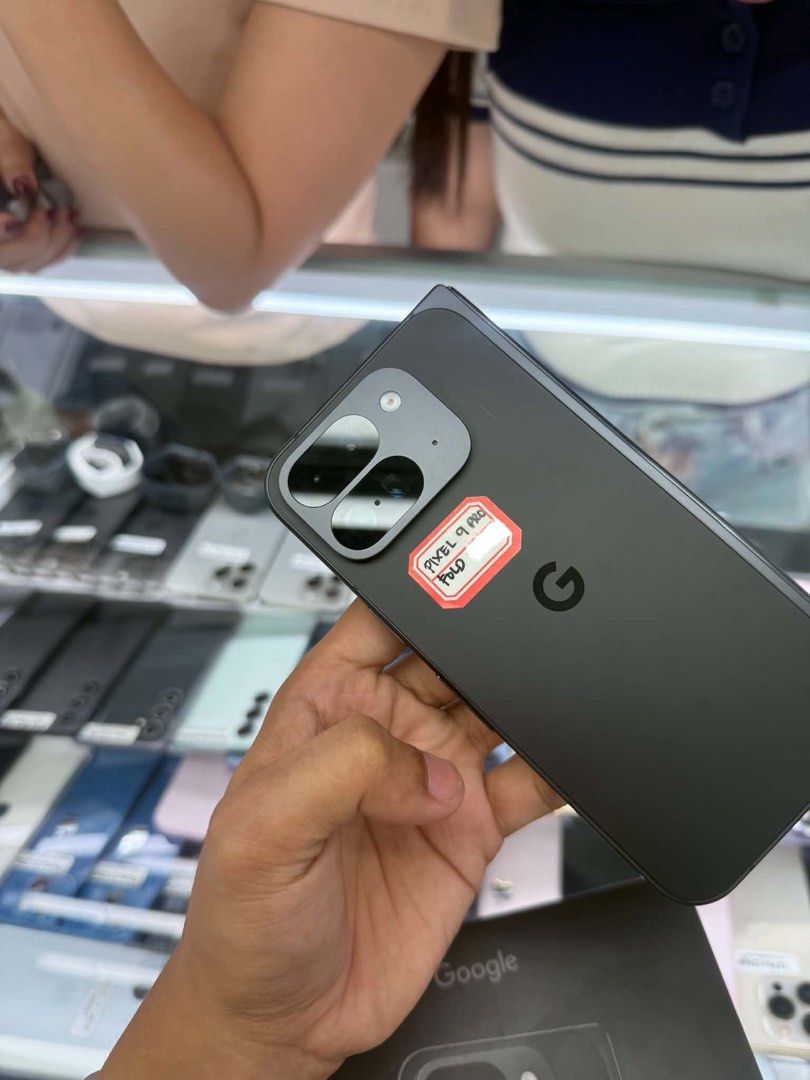 Google Pixel 9 Pro Fold 256gb FU JP Variant w/ minimal dent (Category: Google Pixel) located in San Juan City. Submitted by javedsgadgetshop (Listing ID 1444395798, Image 2). Description: WE BUY AND SELL SO PWEDE MAGBINTA OR SWAP ! INSTALLMENT OPTIONS : SPAY LATER / GGIVES / CREDIT CARD / SKYRO / HOMECREDIT (BRANDNEW) Quick Specs : 💵 Google Pixel 9 Pro Fold (Minimal dent) •256gb •JP Variant •Good batt health •Factory Unlock •95% Smoothness •No h
