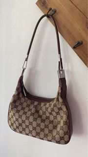 (Category: ) located in . Submitted by privada (Listing ID 1444319890, Image 1). Description: .