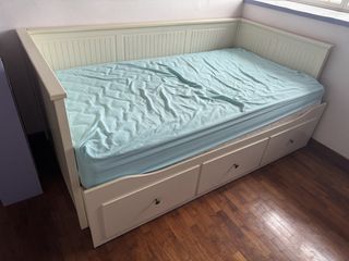 (Category: ) located in . Submitted by cyan_d (Listing ID 1444446016, Image 1). Description: .