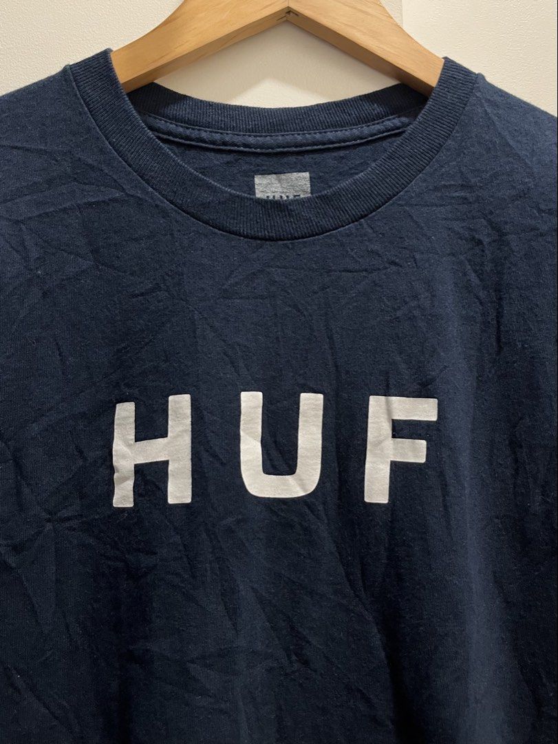 Huf Classic Logo Tee - Navy (Category: Tshirts & Polo Shirts ) located in Davao. Submitted by lwndvo (Listing ID 1444460512, Image 2). Description: Huf Classic OG Log Tee - Navy As new UC Dimensions: Width: 23 Length: 28 Issue/s: None Price: 600 + shipping .