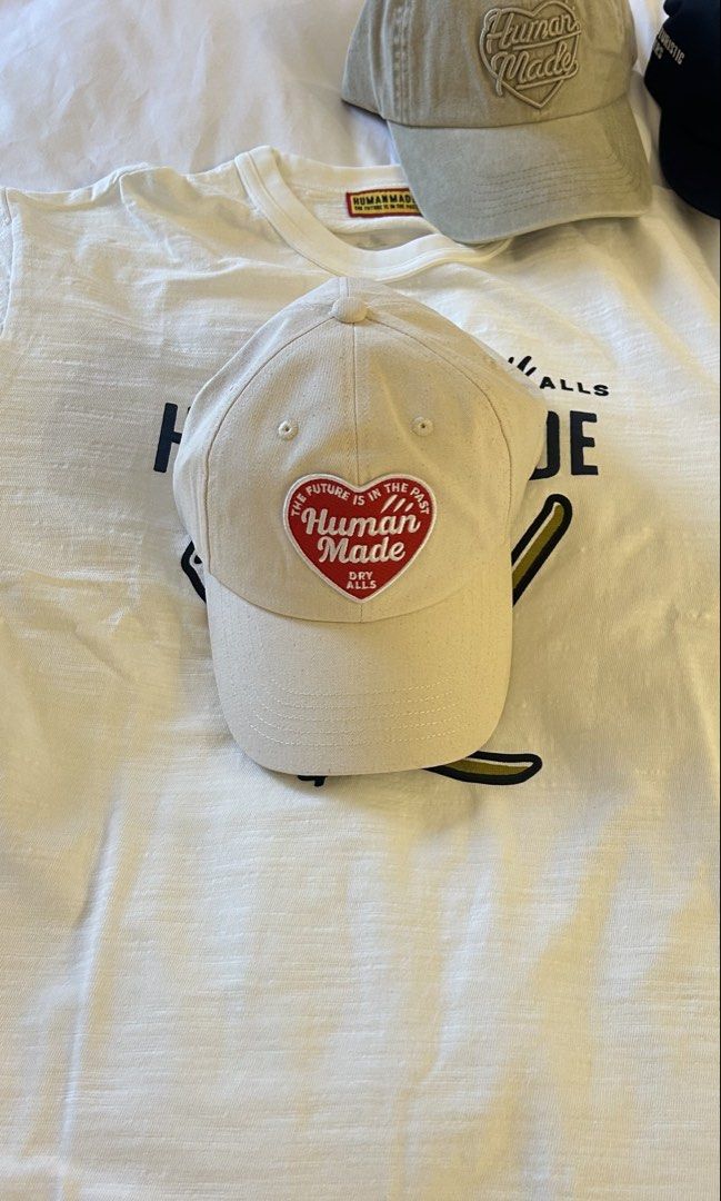 Human Made Red Heart Cap Off White (Category: Caps & Hats) located in Quezon City. Submitted by bunnny23 (Listing ID 1444307524, Image 1). Description: .