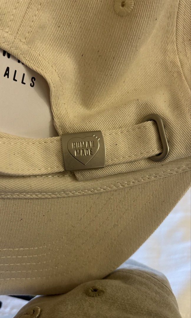 Human Made Red Heart Cap Off White (Category: Caps & Hats) located in Quezon City. Submitted by bunnny23 (Listing ID 1444307524, Image 3). Description: .