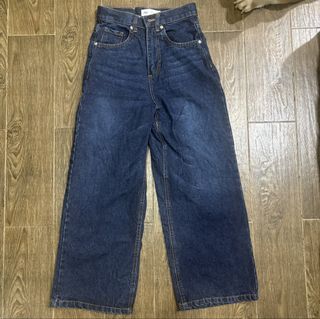 (Category: ) located in . Submitted by classy.closet (Listing ID 1444389321, Image 1). Description: .