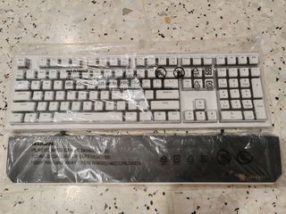 (Category: ) located in . Submitted by lmhong2005 (Listing ID 1444426359, Image 1). Description: .