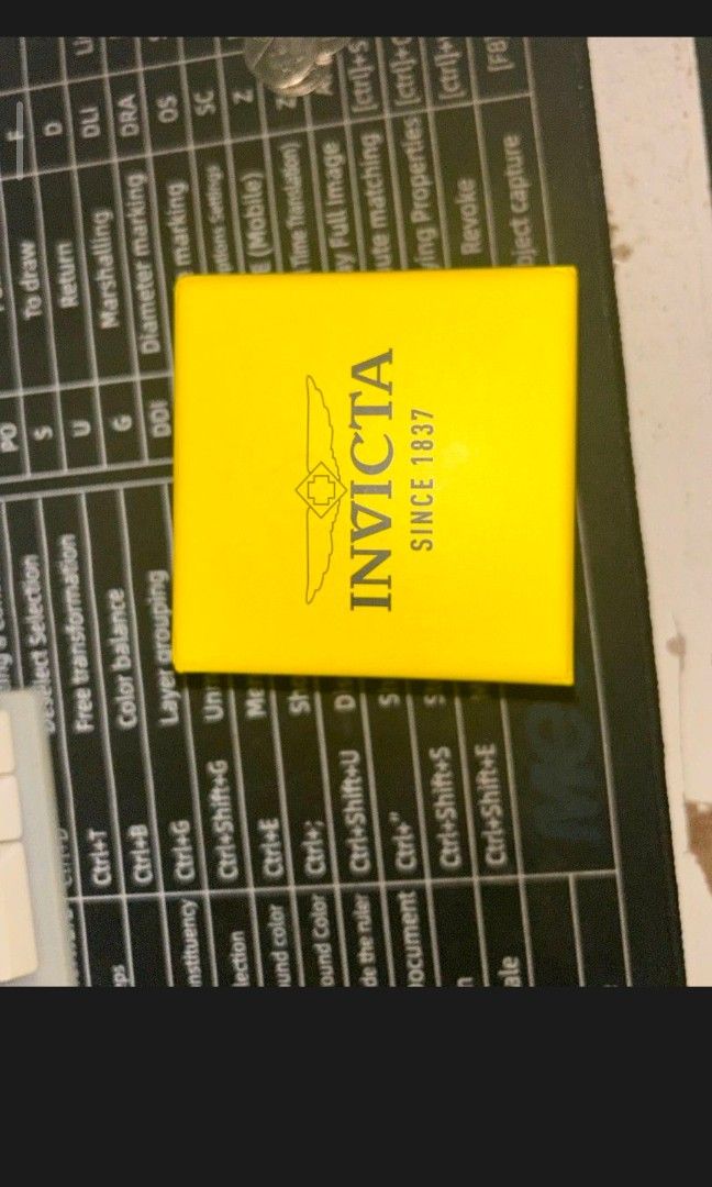 Invicta Pro Diver Model 30808 hulk/sprite watch (Category: Luxury Watches) located in San Simon. Submitted by min.seoyeonieahhh (Listing ID 1444456002, Image 2). Description: .