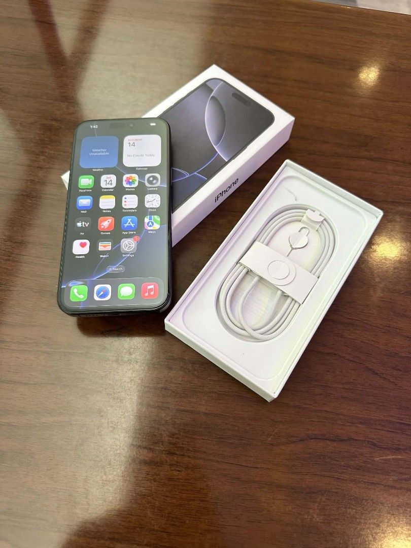 Iphone 16 pro max 256 (Category: iPhone 11 Series) located in Manila. Submitted by minimalistpick (Listing ID 1444369538, Image 1). Description: 👉CASH/BANK TRANSFER ✅iPhone 16 Pro Max 256GB ✅Openline Makinis No Issue ✅With Orig Box, Cable ✅92% Batt. Health (Makunat) Price: 48,990 Pm Na Mga Suki😘.