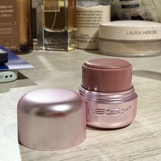 (Category: ) located in . Submitted by lovedbyjy (Listing ID 1444401139, Image 1). Description: .