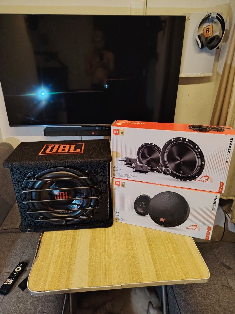 JBL 10" inch subwoofer amplified (Category: Soundbars, Speakers & Amplifiers) located in Quezon City. Submitted by 28works (Listing ID 1444438202, Image 2). Description: JBL Subwoofer 10 inch ported enclosure amplified 800 watts We do homeservice installation .