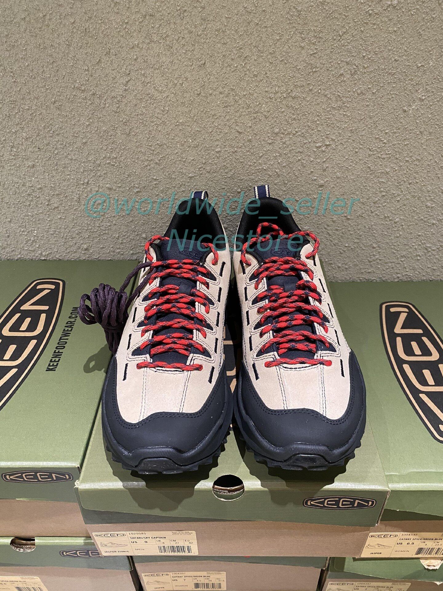 Keen Jasper Zionic Comfortable and lightweight sneakers (Category: Sneakers) located in Singapore. Submitted by worldwidedeals (Listing ID 1444423477, Image 3). Description: .