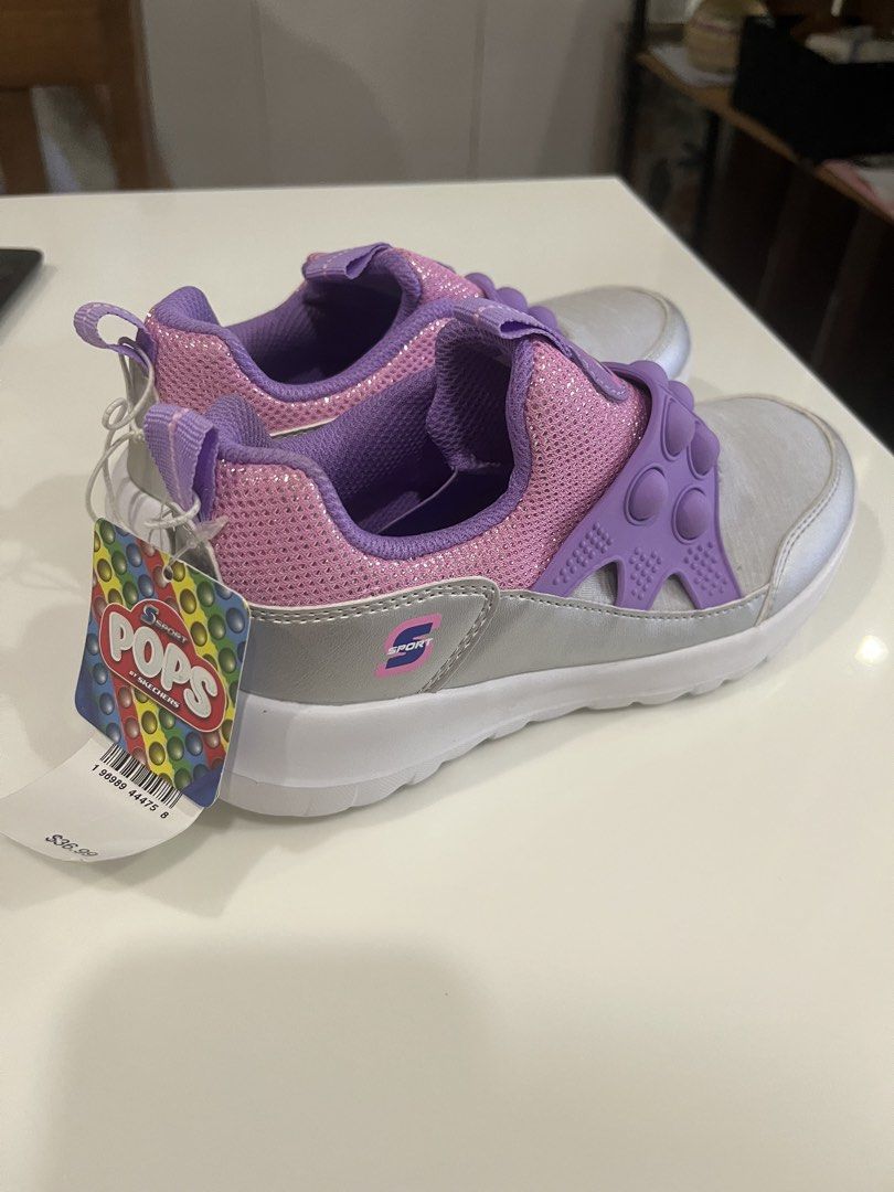 Kids Shoes Sz 1 (Category: Babies & Kids Fashion) located in Manila. Submitted by shopdct (Listing ID 1444351108, Image 1). Description: Bnew SRP $36.