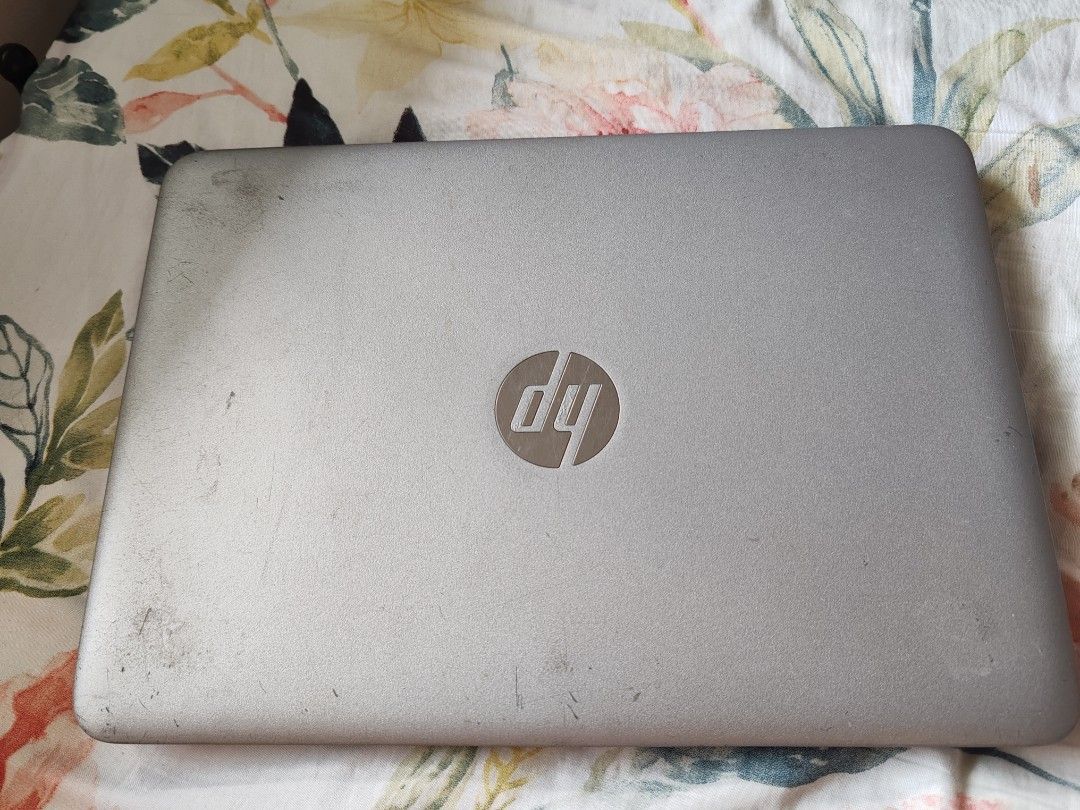 laptop hp (Category: Laptops & Notebooks) located in Cavite. Submitted by tobibrat (Listing ID 1444457031, Image 2). Description: hp laptop core i5 7thgen 7300u 8gb ram ddr4 128gb nvme ssd win10 pro issue. plug n play dead battery keyboard not working bawal sa maarte with original charger 4500 pick up only pascam dos general trias cavite.