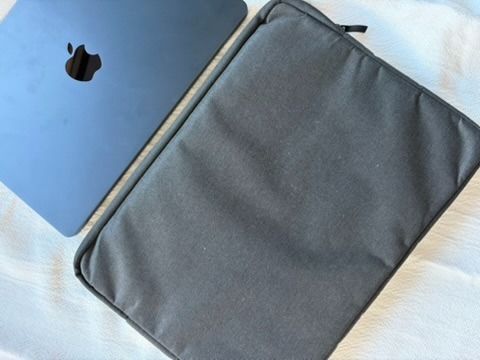 Laptop Sleeve (Category: Laptop Bags & Sleeves) located in Caloocan City. Submitted by makingroomfinds (Listing ID 1444428747, Image 3). Description: - Grey padded sleeve for your laptop - Protects your laptop from scratches and bumps - Secure zipper closure - Fits most standard MacBook sizes - Perfect for daily commutes or travel.