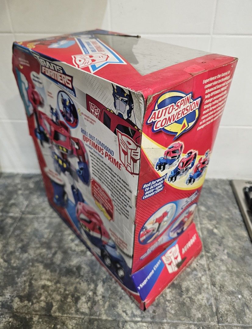 SUPREME CLASS OPTIMUS PRIME - 2007 Hasbro Transformers Animated Series (Category: Figurines & Statues) located in Quezon City. Submitted by charliebrown_olx (Listing ID 1444452577, Image 3). Description: TF, LEADER CLASS, AUTOBOT, BUMBLEBEE Classification: New, Factory Sealed Condition: Mint on Non-Mint Box, WYSIWYG TERMS & CONDITIONS: 1. Pickup only at Obudan St Brgy Manresa, Q.C. 2. Shipping c/o buyer. 3. Prices are Final. 4. Respect the Ad. TF