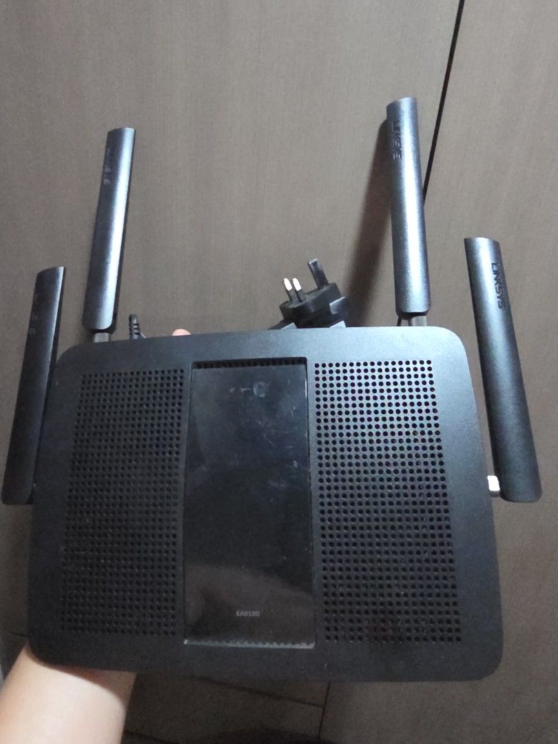 Linksys Wireless Router EA8100484709654699724800