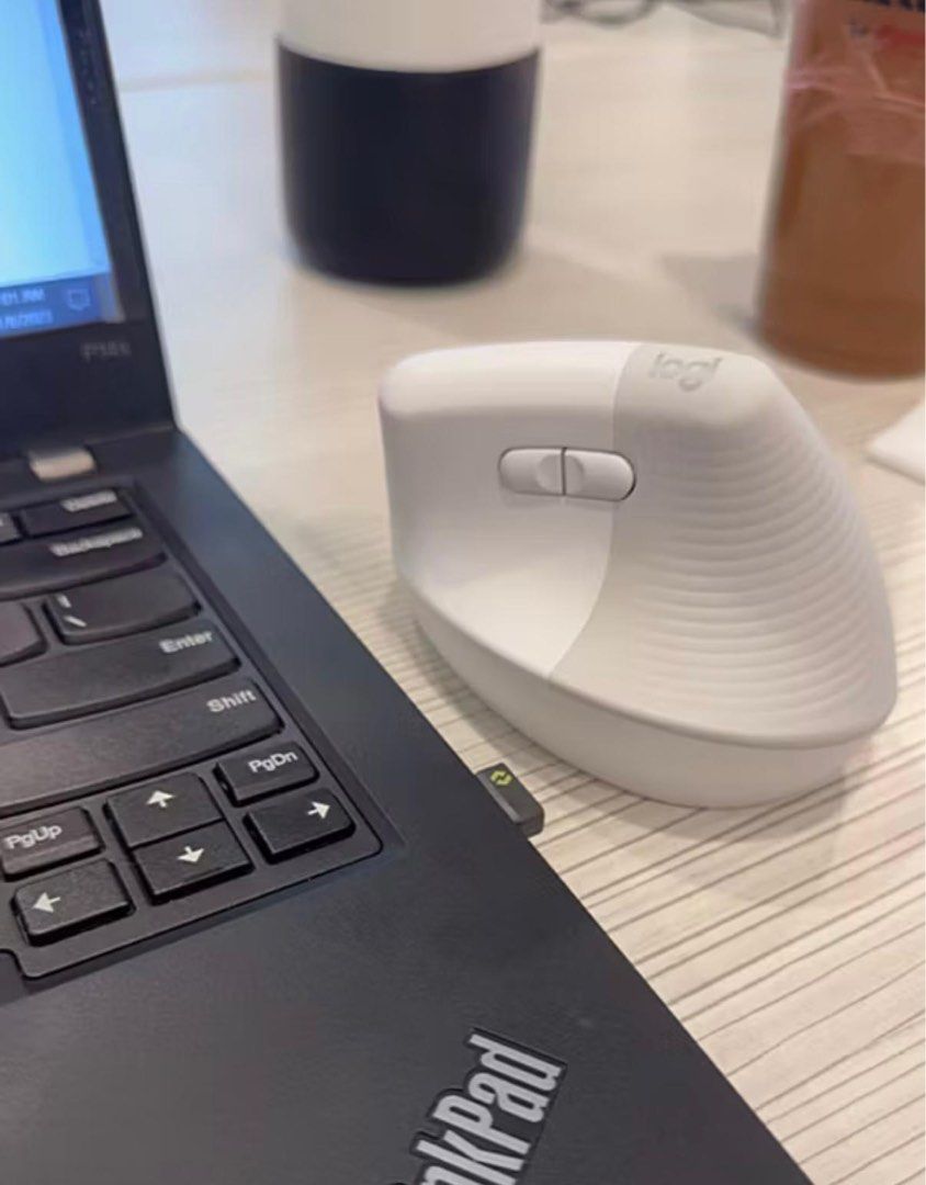 Logitech MX Vertical Ergonomic Mouse484954010844538881