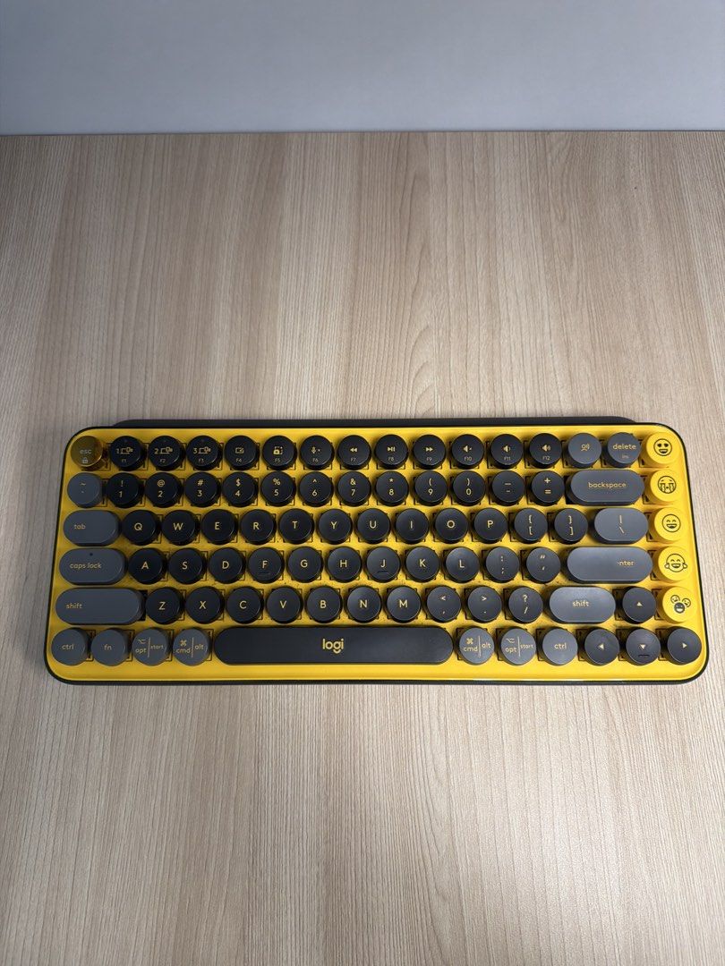 Logitech POP Keys Wireless Mechanical Keyboard Yellow484570395292487681