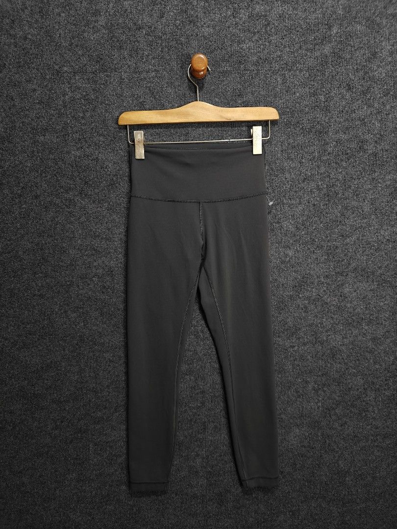 Lululemon Align High-Rise Leggings - Dark Grey (Category: Activewear) located in Alaminos. Submitted by epargne (Listing ID 1444343426, Image 2). Description: Condition: Excellent ! Color rate: 9.5/10 Size: Small Measurement: ⬇️⬇️⬇️ Waistline' 26-28 'Length' 34 Issue: None.
