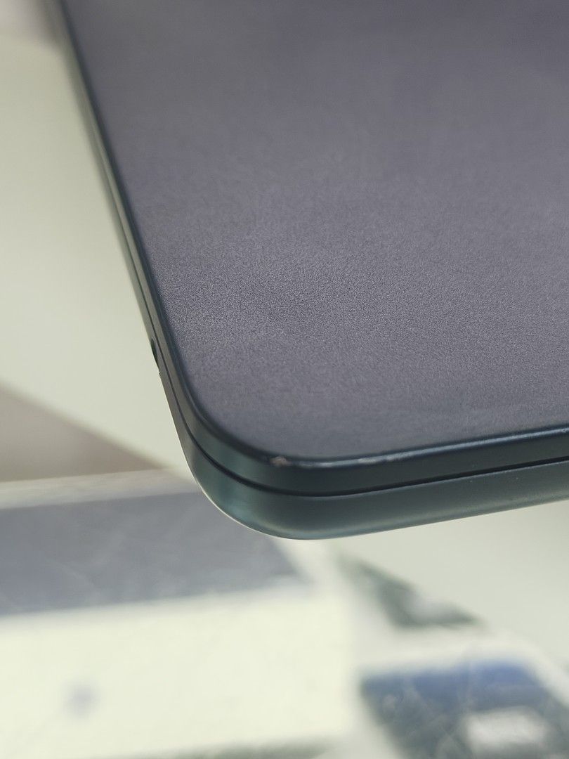 MacBook Air M2484813360564152323