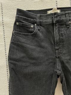 (Category: ) located in . Submitted by shopmyfrock (Listing ID 1444347632, Image 1). Description: .