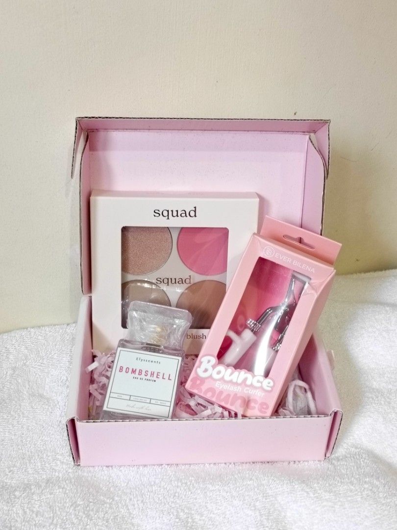 makeup bundle (Category: Makeup) located in Cavite. Submitted by hi.tine (Listing ID 1444439930, Image 1). Description: - Squad Contour & Blush Palette - Bombshell Eau de Parfum - Ever Bilena Eyelash Curler lp already 📍tanza, cavite mod: j&t and lalamove mop: gcash/maya/maribank.