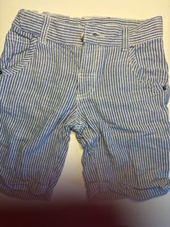(Category: ) located in . Submitted by runwayboutique (Listing ID 1444431562, Image 1). Description: .