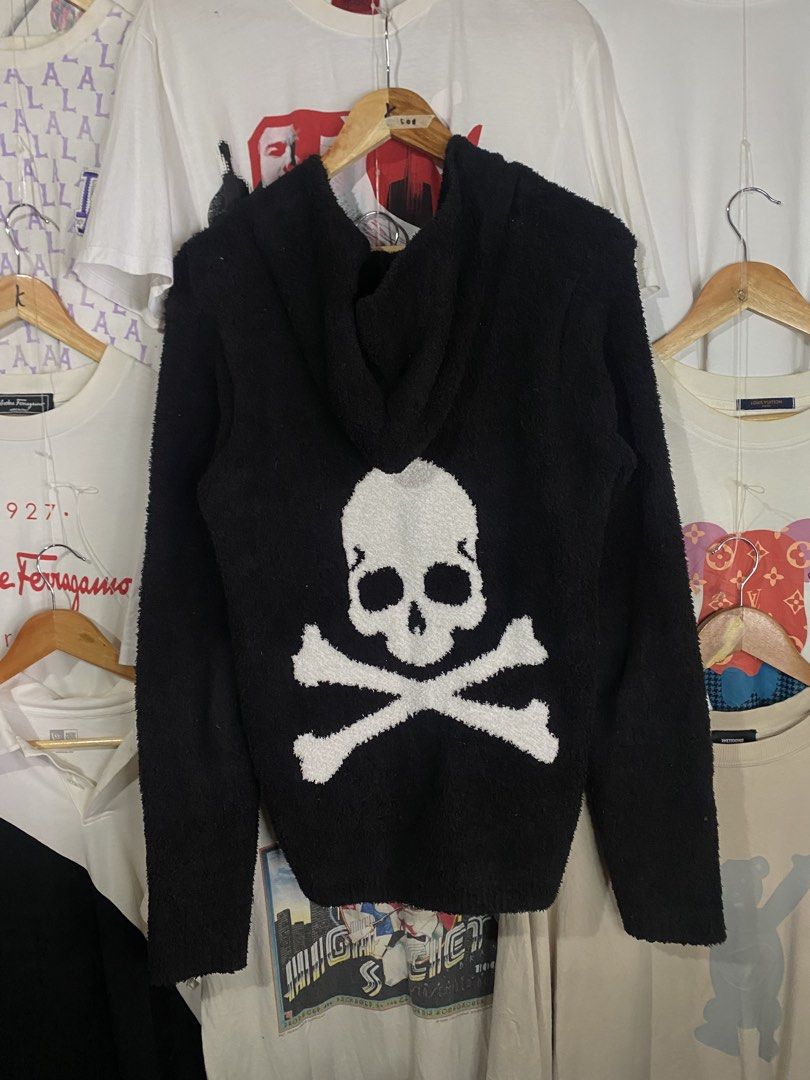 Mastermind Japan hoodie jacket (Category: Coats, Jackets and Outerwear) located in Roxas, Mindoro Oriental. Submitted by akfinds (Listing ID 1444409777, Image 1). Description: M to L.