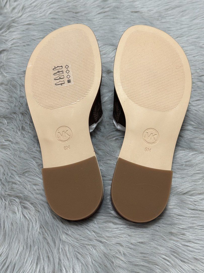 MK Hannah Flat slide (Category: Flats & Sandals) located in Pateros City. Submitted by stuffcornerph (Listing ID 1444352668, Image 2). Description: Bought in US.. Size 6.