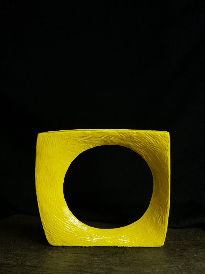 Modernist Lemon Yellow Ikebana Vase (Category: Vases & Decorative Bowls) located in Pasay City. Submitted by thepickypicker (Listing ID 1444453429, Image 2). Description: Modernist Lemon Yellow Ikebana Vase Size: 8 ⅞ tall, 10" long P1,180.