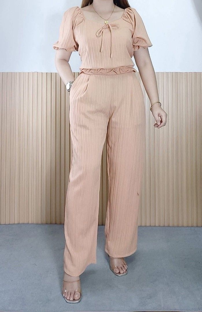 MONICA TOP AND PANTS TERNO (Category: Sets & Coordinates) located in Cainta. Submitted by agirlnamedkatkatII (Listing ID 1444357071, Image 3). Description: MONICA TOP AND PANTS TERNO P440.00 FREESIZE CAN FIT FROM SMALL-LARGE FABRIC: BUBBLE LINEN FABRIC NOTE: PLEASE PROVIDE 2ND AND 3RD COLOR OPTIONS.