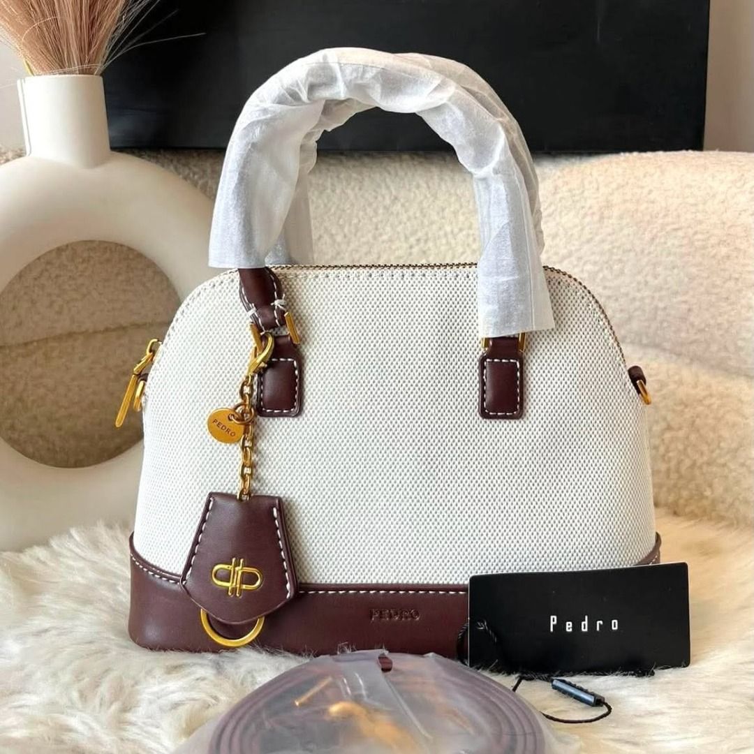 NEW! P 3 D R 0 LUC!A HANDBAG (Category: Cross-body Bags) located in Quezon City. Submitted by mjmassortedfinds (Listing ID 1444476449, Image 3). Description: NEW! Napaka gandaaa! 😍 P 3 D R 0 LUC!A HANDBAG ✅ 1 2 9 9 each +sf ✅ Size: (H)15cm x (W)21cm x (D)8cm ✅ M P 0 & Brandnew 📸 Actual Pictures Posted 📲 PM for orders and inquiries 📌Pinas Onhand & Ready to Ship 📌We can Ship Nationwide (+SF) 📌No Return, No Exchange 📌If in DOUBT, please DO NO