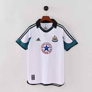 (Category: ) located in . Submitted by calcio_sport_jersey (Listing ID 1444441511, Image 1). Description: .