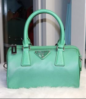 (Category: ) located in . Submitted by bccloset_ (Listing ID 1444374173, Image 1). Description: .
