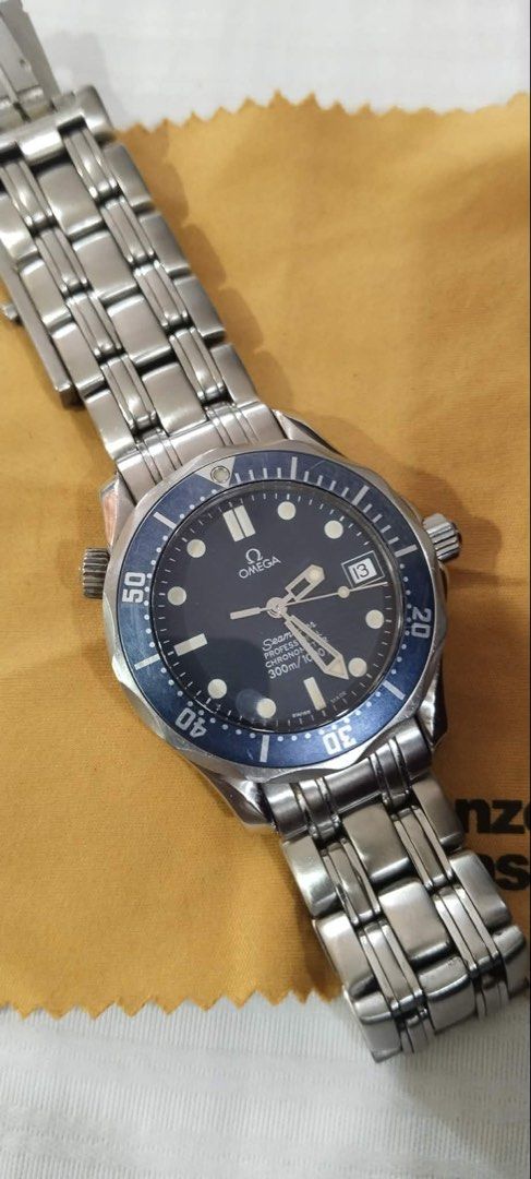 Omega Seamaster Professional 300M Automatic Men's Watch (Category: Men's Watches) located in Paranaque City. Submitted by vanillag0815 (Listing ID 1444311997, Image 3). Description: - Omega Seamaster Professional -mid 90’s - 2000 -36mm - Automatic movement - black dial with date window - Stainless steel bracelet - Water resistant 300m - Ideal for diving and everyday wear - Shows some signs of wear on bezel and bracelet - Still keeps accurate time