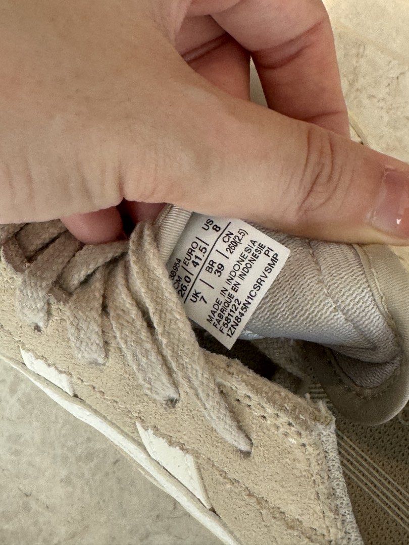 Onitsuka Tiger MEXICO 66 DELEGATION Sneakers in cream (Category: Sneakers) located in Singapore. Submitted by greywhiteblack (Listing ID 1444390174, Image 3). Description: Eu41.5 26cm I’m a usual size 40 and sized up for comfort Only worn once, in great condition .