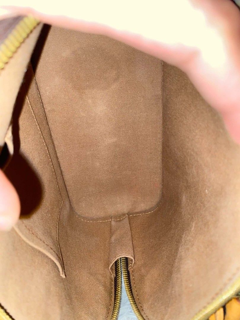 Orig lv alma bb (Category: Luxury Bags & Wallets) located in Tagum. Submitted by luxbagelyas (Listing ID 1444311734, Image 2). Description: very good condition sign of use only water marks&dirt super ganda pa japan items.