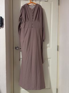 (Category: ) located in . Submitted by dubaichocolate (Listing ID 1444444569, Image 1). Description: .
