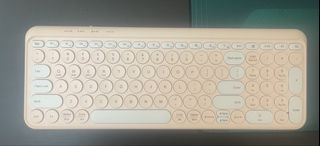 Pink Wireless Keyboard497109455361157120
