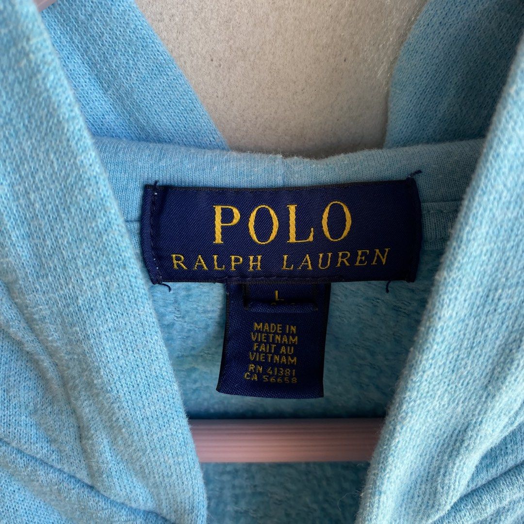 Polo Ralph Lauren Hoodie Jacket (Category: Coats, Jackets and Outerwear) located in Cebu City. Submitted by kklez (Listing ID 1444332201, Image 3). Description: 🔹Good Condition ❕Issue: Minimal Stains 📐Size: Small - Medium 📏Dimensions: W21 x L24 🖍️Color Rate: 9.8/10 ‼️Color may vary due to lighting ‼️STRICTLY PAYMENT FIRST ‼️NO COP/COD 🚚: J&T Express 💵: Gcash 📍: Simala, Cebu Price + Sf: 📩 ‼️DISCLAIMER: Please note that I am not affiliated 