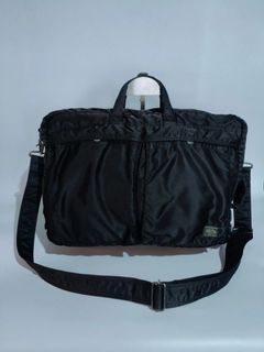 (Category: ) located in . Submitted by your____lux____shop (Listing ID 1444333449, Image 1). Description: .