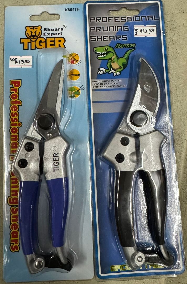 Pruning Shears (Category: Gardening Tools & Ornaments) located in Singapore. Submitted by pohhoblgdsvc (Listing ID 1444377396, Image 1). Description: Assort type of branded Pruning Shears. Tiger Shears : $13.50 Raptor Shears: $12.50 Japan ARS Shears: $35 Japan K Shears: $43.