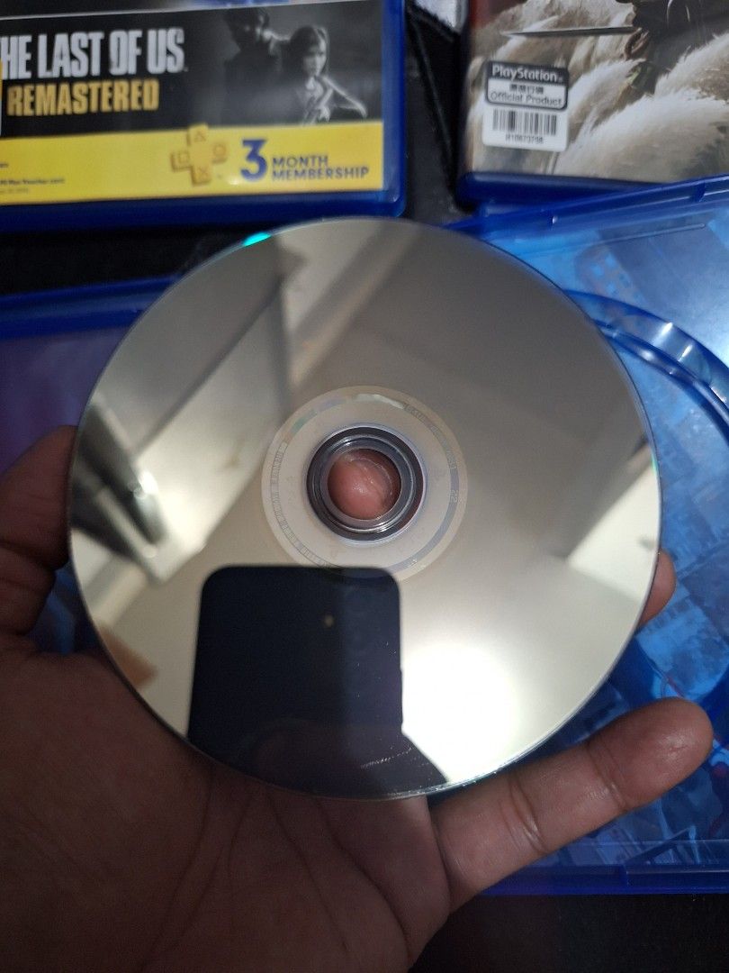 Ps4 games almost new no scratch (Category: PlayStation) located in Muntinlupa City. Submitted by kstefanomela14 (Listing ID 1444436261, Image 3). Description: almost new no scratch tested only ghost of tsushima - 1200 God of war/detroit - 800 sold spiderman - 600 sold NBA 2k19- 500 we can swap to Residents evil or Gran Turismo each cd same condition.