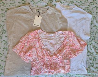 (Category: ) located in . Submitted by vienna_closet_ph (Listing ID 1444467882, Image 1). Description: .
