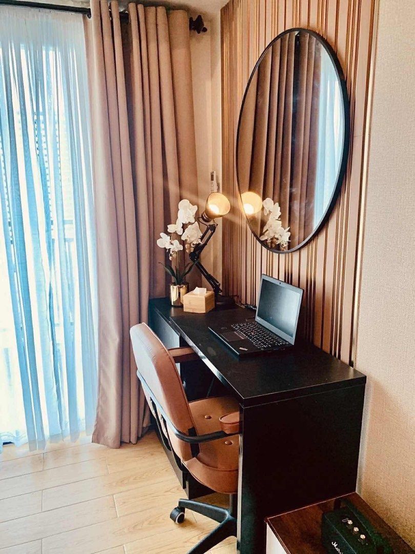 R Square Residences – 1BR Converted Studio with Balcony (Makati View) (Category: Apartments & Condos) located in Manila. Submitted by TCC.ETC (Listing ID 1444455992, Image 2). Description: 🏙️ FOR SALE: R Square Residences – 1BR Converted Studio with Balcony (Makati View) 📍 Location: R Square Residences, Taft Avenue corner Pablo Ocampo Sr. Street, Malate, Manila (Just across De La Salle University and St. Benilde) Unit Details: ✨ 1 Bedroom Conve